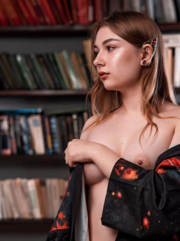 Рада Длинноногая Реал фото 2